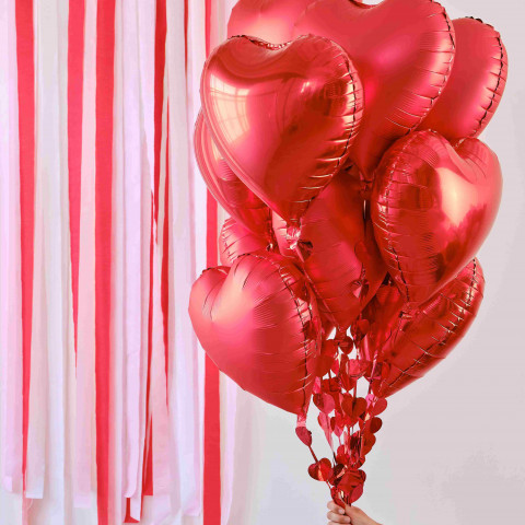 Kit 12 Balões Corações com Fitas